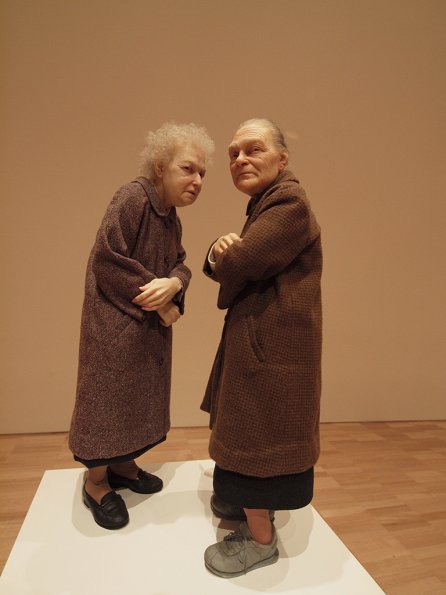 Ron Mueck sculpture